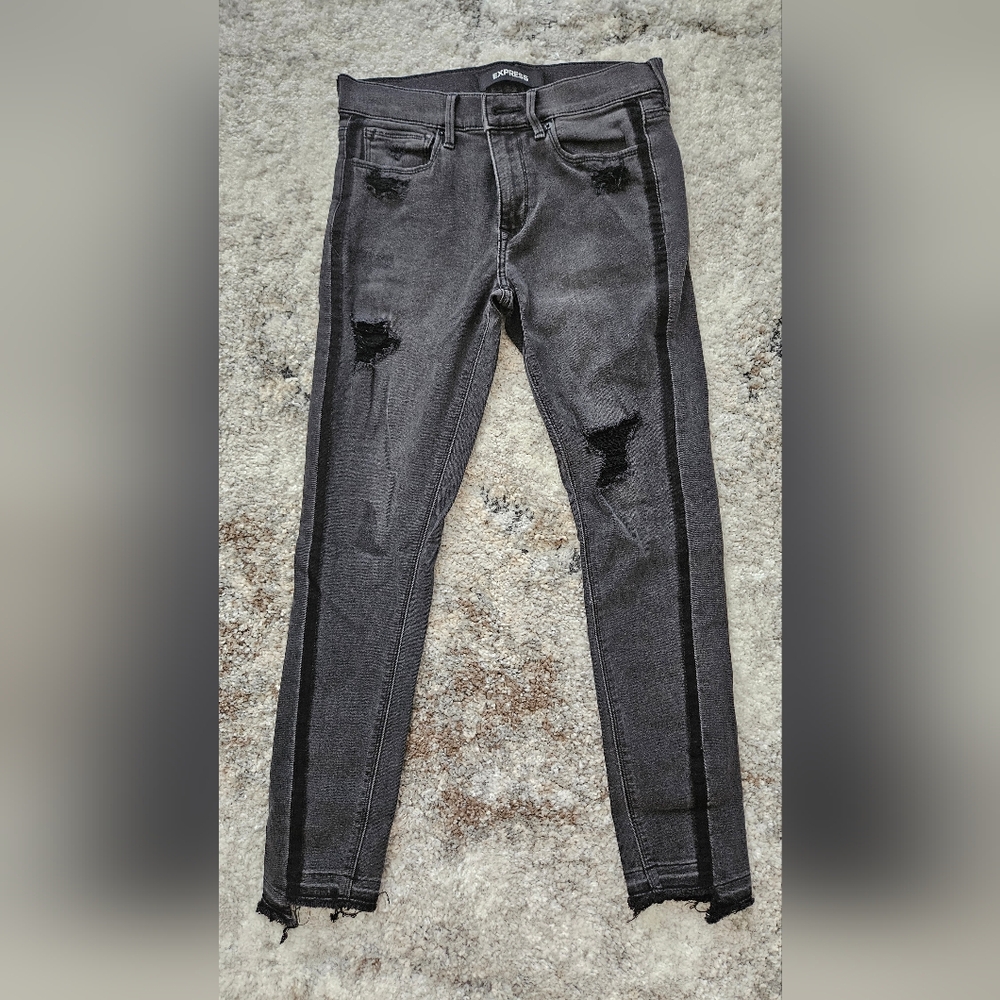 Women's Express Distressed Ankle Legging Jeans